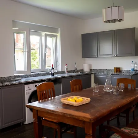 Apartment Bjanka *