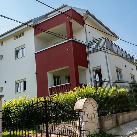 Apartment Bjanka *